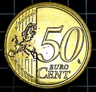 2014 Vatican 50 Euro Cents Reverse A map, next to the face value, shows the European continent without borders. Script: Latin Lettering: 50 EURO CENT LL Engraver: Luc Luycx
