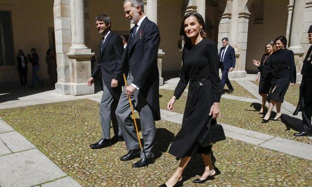 Los reyes, a su llegada a la Universidad de Alcalá de Henares. (GTRES)
