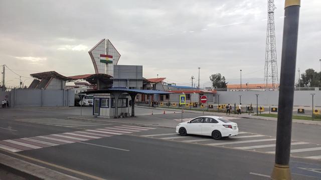 Kurdish side of the border crossing.