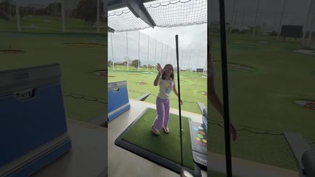top golf ⛳️🍬☀️💐 #topgolf #golftiktok #golf #golfer #topgolfball #topgolfchallenge #golfgirl