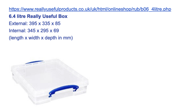 Broad flat clear box. 6.4 litres.
Dimensions
External: 395 x 335 x 85
Internal: 345 x 295 x 69
(length x width x depth in mm)