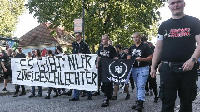 Neonazis demonstrieren am 21. September 2024 in Oranienburg gegen einen CSD. (Foto: Presseservice Rathenow)