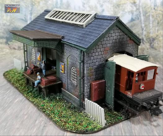 Front right view of the N-gauge train shed.