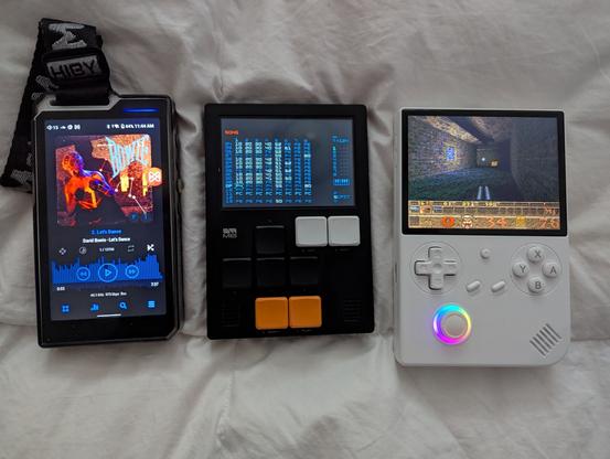 Hiby R4 high res digital audio player
Dirtywave M8 music tracker
RG40XXV handheld retro gaming console
