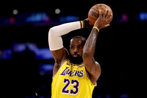 LeBron James breaks NBA Playoffs record Kareem Abdul-Jabbar set in 1987, LA Lakers legend tips him to go even better