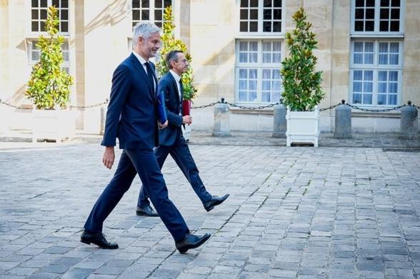 Laurent+Wauquiez+et+Bruno+Retailleau+à+l’hôtel+Matignon+lors+des+réunions+en+vue+de+la+formation+du+gouvernement,+le+19+septembre+2024.+©+Photo+Eric+Tschaen+/+REA