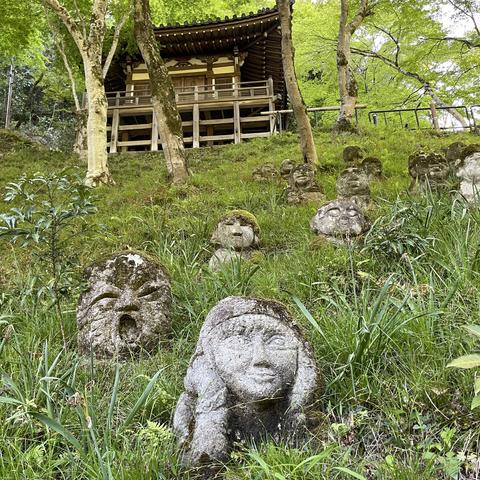 Arhats at Otagi Nembutsuji, each unique