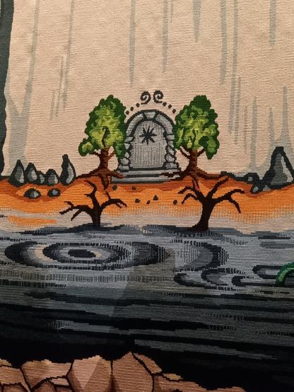 Détail d'une tapisserie montrant les portes de la Moria encadrées par 2 arbres