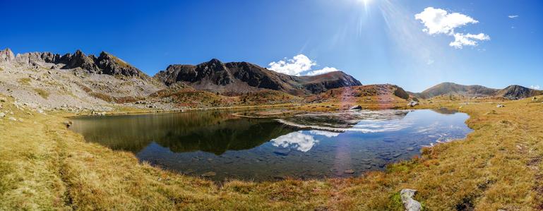 Landscape in Mercantour https://photos.lisiecki.fr/2024/dsc03211-pano/ #travelphotography #travel #voyage #photography #photographie #mercantour #Nice