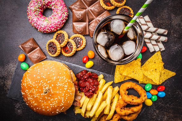#News: Ultra-Processed #Foods #UPF containing #palmoil refined #sugar and saturated fat Linked to Increased Risk of Early Death, International #Study Finds #BoycottPalmOil for your #Health #Diabetes #Stroke #Heart disease.  https://www.theguardian.com/society/2025/apr/28/ultra-processed-food-increases-risk-of-early-death-international-study-finds