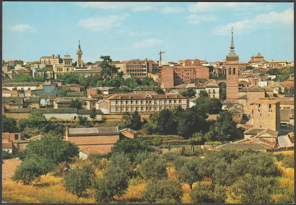 Printed colour postcard showing a general view of Guadalajara in Castilla-La Mancha, Spain.

Published by Garcia Garrabella y Cia, Zaragoza, No 1, c.1960s.

Postally unused.

Very good condition, with very slight corner bumps.