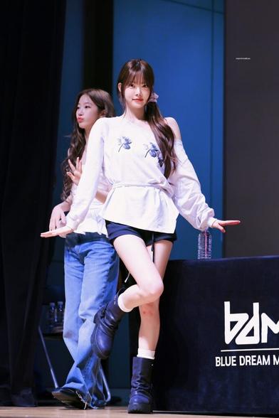 250427 Eunchae - Blue Dream Media Fansign