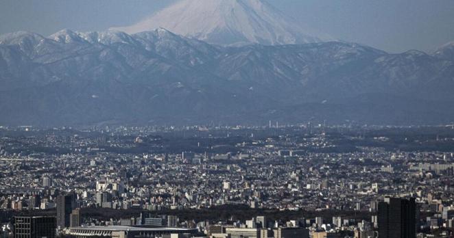 A man airlifted from Japan's Mount Fuji returns to the slope days later and is rescued again | National News