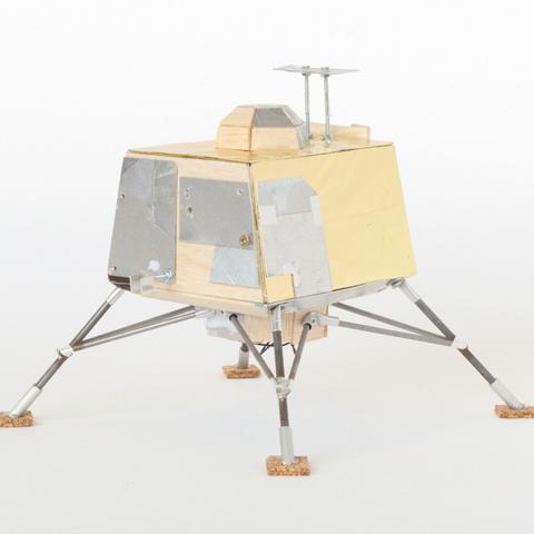 Sculpture by Aurel Porté inspired by the VIkram lunar lander. This piece employs poor or unsuitable materials for their purpose, evoking a vision of space exploration marked by a nuanced social reality, where a foreboding sense of tragedy (ecological, economic, migratory) has permeated the longing for elsewhere.