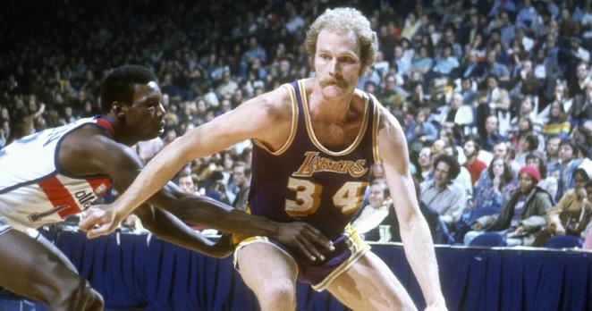 Ex-Laker Stan Love, dad of Kevin Love and brother of Mike Love, dies at 76