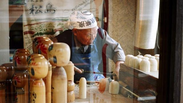 Nine truly weird and wonderful experiences offered by escorted tours