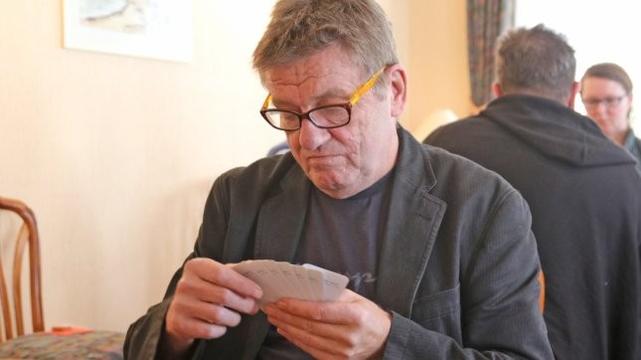 Der Skatspieler des SK Waldemar Dannenberg hat sich erneut für die deutschen Einzelmeisterschaften qualifiziert