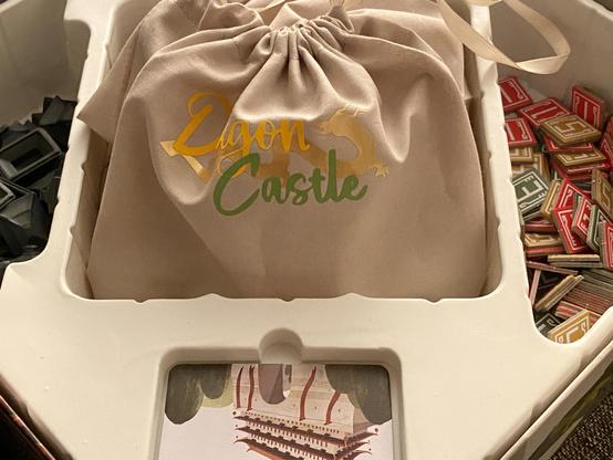 Dragon Castle Steine gut verpackt…