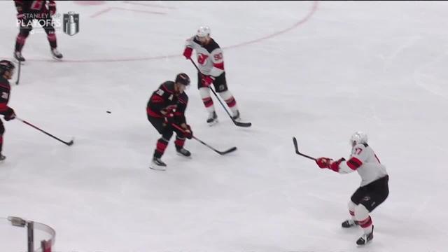 Stefan Noesen scores a goal against the Carolina Hurricanes