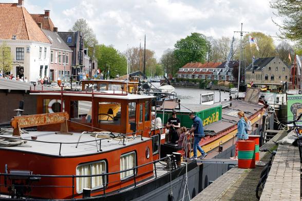 Kaalstaart schepen in dokkum