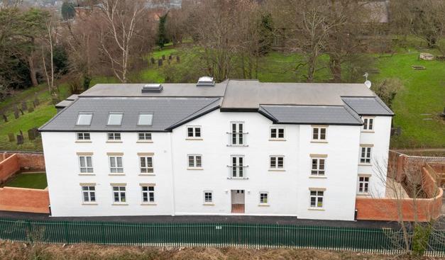 Lorne House