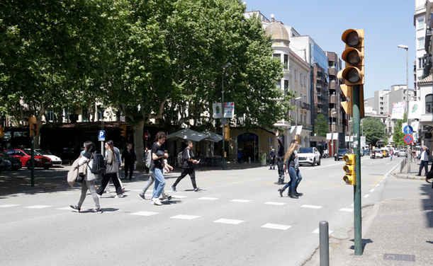 Semàfors apagats a la carretera Barcelona de Girona a causa de l'apagada elèctrica (ACN)