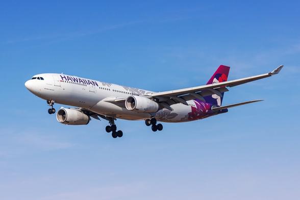 Hawaiian A330 makes emergency landing after phone ignites
