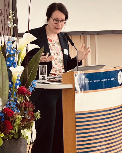 Dr. Susanne Schregel