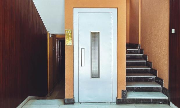 Foto de archivo de un ascensor. (Getty Images)