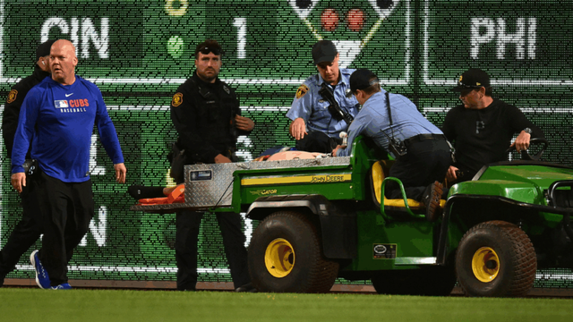Fan at Pirates game hospitalized after falling over 21-foot wall at PNC Park