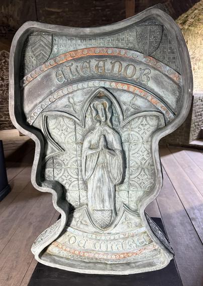 A stylised model of Eleanor de Clare