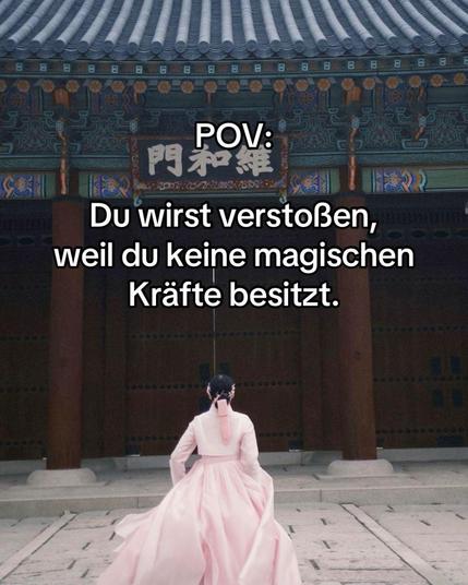 An individual wearing a traditional pink dress is seen from behind, walking towards a large, ornate building with a blue roof and decorative elements. Text overlay in German discusses themes of exclusion due to lack of magical powers.