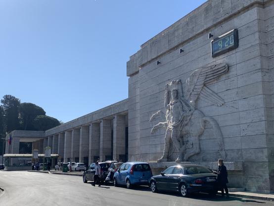Bahnhof Roma Ostiense, ebenfalls Duce-Style