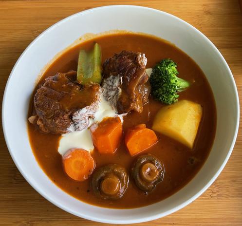 Braised beef shank in red wine