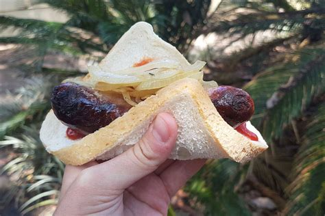 a stolen image of a democracy sausage. I'll be having a vegan one fanks.