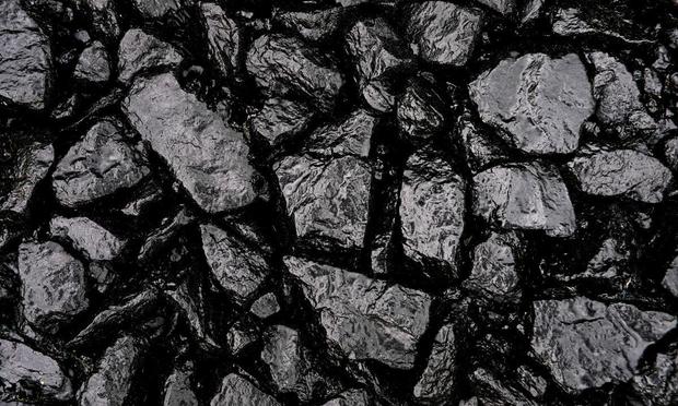 Piedras de carbón, tras su extracción de la mina, en una imagen de archivo. (Getty Images)