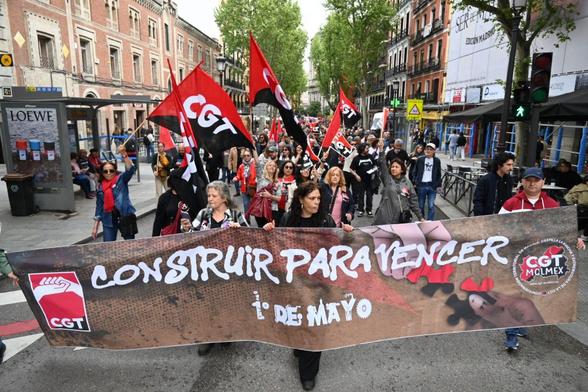 Pancarta "construir para vencer"
