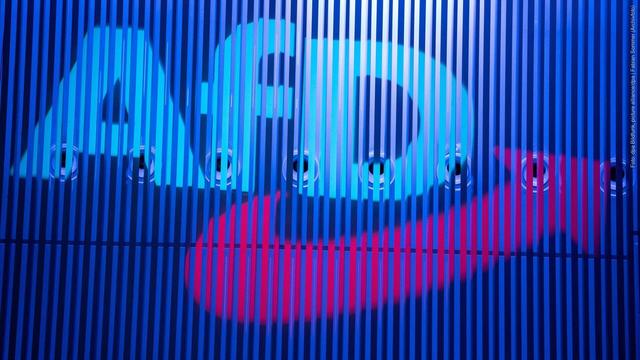 Das Logo der AfD an einer Wand (Foto: dpa Bildfunk, picture alliance/dpa | Fabian Sommer (Archivfoto))