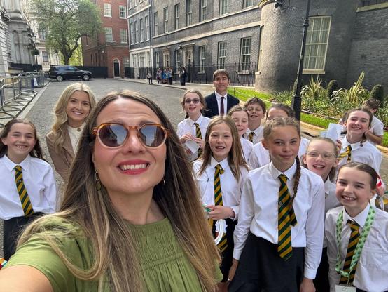 Ysgol Gynradd Gymraeg Pontybrenin at Downing Street with teacher Sophie Dark