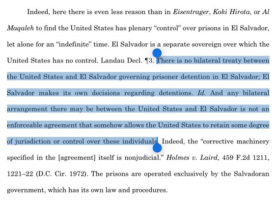 Text from a legal document discussing the lack of control the United States has over prisons in El Salvador, highlighting the absence of a bilateral treaty regarding prisoner detention and asserting El Salvador's sovereignty in making such decisions.