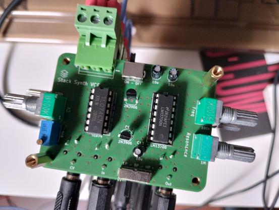 the top of the VCF board. the main component is the LM13700