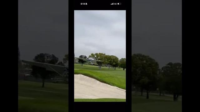 Wow! An airplane landed on the golf course… 😱#golf #riviera #aviation