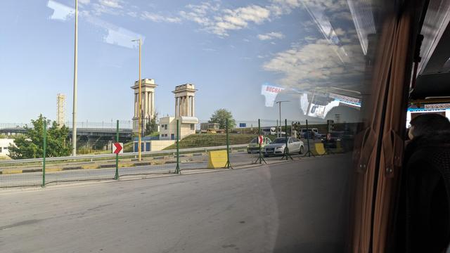 Traffic jam in front of the Friendship Bridge.
