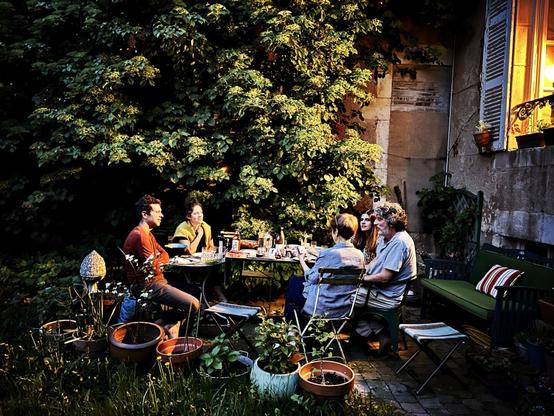 Là, on avait Porto, Lisbonne, Paris, Avallon, Zurich, Dijon… sachant que chacun avait vécu encore dans d’autres villes