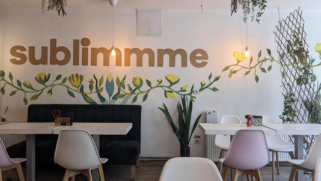 Interior of a café called sublimme.