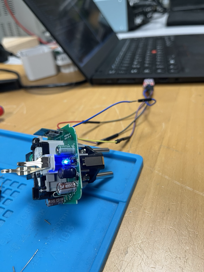 Modifizierter Smartplug per USB an einem Notebook