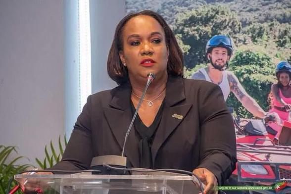 Tourism Minister Henderson reported a 15 percent increase in airlift.jpg