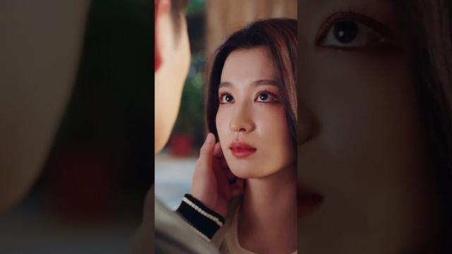 قبلة دافئة على الجبين ☺️ | ألعاب نارية في قلبي | Fireworks of My Heart | MangoTV Arabic