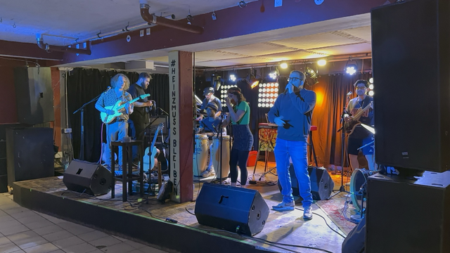 Die Band PeacedevelopmentCrew beim Spundcheck