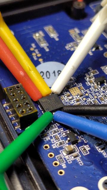 A flash module to which 6 clamps are connected